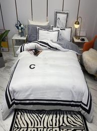 white black fashion designers bedding sets luxury duvet cover king queen size bed sheet pillowcases designer comforter set7376798