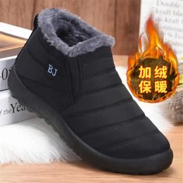 Casual Shoes Slipon Size 42 Women Flats Sneakers Cool Tenis Street Sport Shooes High-level Play Tenes