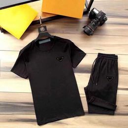 Men's Tracksuits Designers Tracksuits Stylish T-shirt Shorts 2-piece Set for Men and Womenu6fu