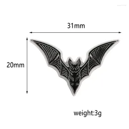 Brooches 1 PC Metal Collar Buckle Bat Enamel Pin Alternative Goth Fashion Witchy Style Halloween Gift Spooky Lapel Jewellery Accessory