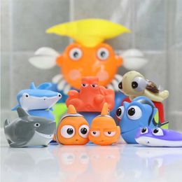 Baby Bath Toys Childrens Bath Toys Looking for Nemo Dolly Floating spray Water Squeeze Toys Soft Rubber Bathroom Games Animals Childrens Show