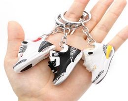 17 Styles Sneaker Shoes Keychains Men Women Creative 3D Mini Soft PVC Basketball Gym Shoes Key Chain Bag Car Keyrings Pendant Acce3654815