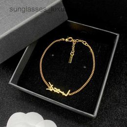 Original Designer Girlsl Women Letter Bracelets Elegant Love Gold Bangles Y Engrave Bracelet Fashion Jewellery Lady Party