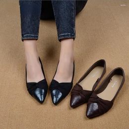 Casual Shoes Spring Black Soft Leather Women Larger Size 40 Ballet Flats Pointed Toe Shallow Mouth Slip-on Ladies Loafer Patent