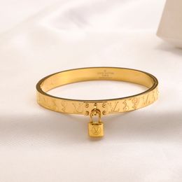 Новый стиль модные браслеты Женщины дизайнерские ювелирные изделия из зернового золота из нержавеющей стали женские браслеты свадебные подарки аксессуары