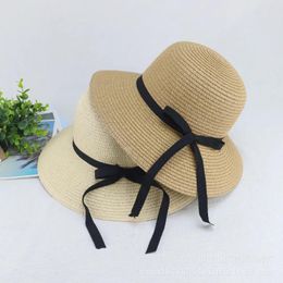 Berets Womens Sun Straw Hat Wide Brim UV UPF 50 Summer Foldable Roll Up Floppy Beach Cap