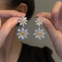 Dangle Earrings Fashion Elegant Rhinestone Sun Flower For Women Korean Temperament Stud Earring Party Wedding Jewelry Gifts