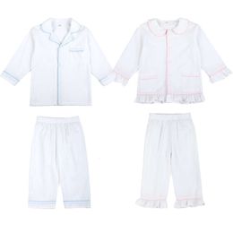 Ruffkids Summer Children Pamas Sets Białe seersucker Ubrania dla dzieci Dziewczęta chłopcy z długim rękawem Kid -Owear Pajamas L2405