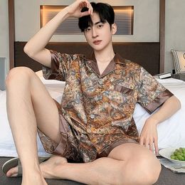 Ice Silk Pyjamas Suit Men Spring Summer Typle Fashion Short Sleeve Polyester Loungewear Male Sleepwear Geentlemen Homewear 240518