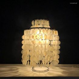 Table Lamps Nordic Fritillary Lamp Korean Living Room Restaurant Decorative Desk Bedroom Bedside Shell LED Light Decor Gloss