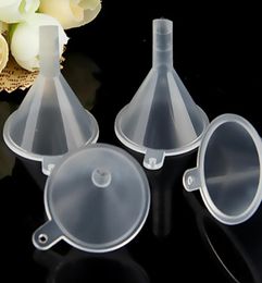 Mini Small Funnels Liquid Transparen Perfume Liquid Essential Oil Filling Empty Bottle Packing Kitchen Bar Dining Tool WX93285350203