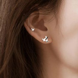 Stud Earrings Simple Fashion Asymmetry Butterfly Ear Studs Girls Small Exquisite Animal Earring For Women Child Cartilage Ornament 2024