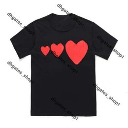 Brand Tshirt Cdgs Summer Play Designer Mens T-Shirts Play T Shirt Commes Short Sleeve Womens Des Badge Garcons Embroidery Heart Shirt Red Love Cool TOPS Cdgs Shirt 680