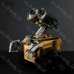 Designer High Quality Blocks 687Pcs Wall E Classic Movie Robot DIY Building Blocks Plastic Toys Bricks Gifts For Kids Children Adult Wall-E Technical KAWAII 961