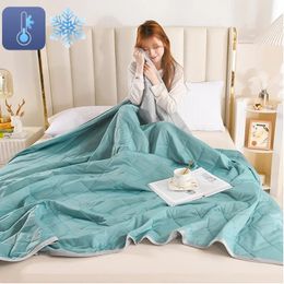 Ice Cooling Blankets Breathable Smooth Air Condition Comforter Lightweight Summer Quilt with Double Side Cold Fabric 240522