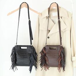 Shoulder Bags Vintage Tassel Crossbody For Women Designer Handbags Luxury Crocodile Pu Leather Bag Lady Large Capacity Tote 2024