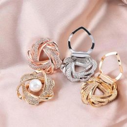 Brooches Geometric Gift Pearl Fashion Jewelry Rhinestone For Girls Scarf Ring Korean Style Brooch Pins Women Buckle Shawl Clip