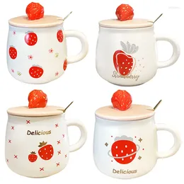 Mugs 450ML Cute Strawberry Ceramic Coffee Mug With Lid And Spoon Novelty Funny Fruits Travel Cup For Tea/Milk/Water Men Wonmen