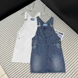 Basic & Casual Dresses Designer Brand Pra Can Be Sweet, Salty, Cool, and Age Reducing. It's a Versatile Workwear Style with Shoulder Straps Shorts for Women 0UAY