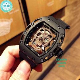 RM Watch Date Star Same RM052 Automatische mechanische Uhr Persönlichkeit Schädel hohl aus dem Wählmänner