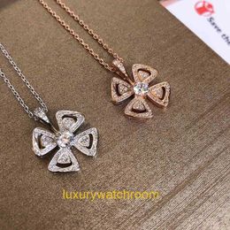 New Classic Fashion Bolgrey Pendant Necklaces Four leaf clover blooming flower necklace with fashionable diamond shaped pendant large hollow collarbone chain luc