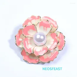 Brooches Vintage Jewellery Painted Flower Pearl Peony Pins Delicate Women Party Corsage Overcoat Accessory Elegant Pin