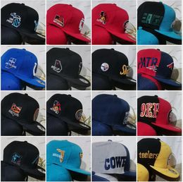 2024 32 Colours USA Football Adjustable Hat Teams Hip Hop Snpback Basball Cap Men Vintage Flat Sport Base Ball Mix Colour football Snapbacks Caps Bone Chapeau Ma24-3