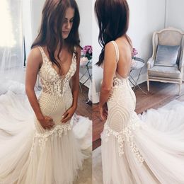 Vintage 2020 Mermaid Wedding Dresses V Neck Backless Bridal Gowns Sweep Train Plus Size Lace Country Wedding Dress 2651