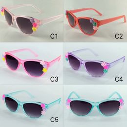 Baroque Cat Eye Kids Sunglasses With Flower Children Sun Glasses Girl Pretty Shade Eyewear UV400 5 Colors Wholesale 230K