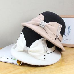 Berets 2024 Winter Fashion Vintage Women Ladies Wool Fedora Hat Bucket Dome Bell Bow Felt Hats Cap Dame