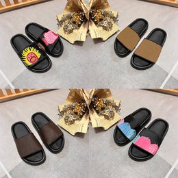 Designer Sandals mens Flat Comfort mules Slides Women Rubber Slide slippers Canvas Mule platform Slipper Dark Grey Brown luxury womens summer beach sandal