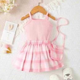 Set di abbigliamento abiti abbinati in famiglia Top a ciondolo rosa estivo per bambini neonati di 6-36 mesi con set di moda per gonna a quadri set da tre pezzi WX5.23