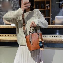 Shoulder Bags Ladies Bucket Bag Broad Bandsolid Color Handbag Casual Large Capacity Women Tote PU Leather