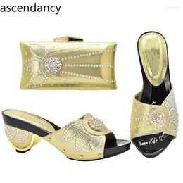 Dress Shoes Arrival Sliver Colour Matching Women And Bag Set Decorated With Rhinestone Ladies Shoe For Wedding