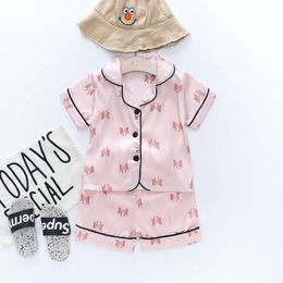 2 3 1 4 anni Set di Pamas di seta di seta di seta per bambini in giacca e abbigliamento per bambini in abiti per la casa casual abiti vestiti per bambini loungewearf24525 l05