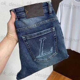 Designer Lettere ricaminate da maschi da uomo jeans vintage a colore vintage per lavate per essolatura per aspirazione dritta dritta top row patch pantaloni casual