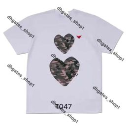 Fashion Mens Play T Shirt Garcons Designer Shirts Red Commes Heart Casual Womens Des Badge Graphic Tee Heart Behind Letter On Chest Cdgs Embroidery Short Sleeve 682
