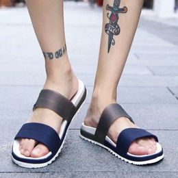 Sandalet Yaz Moda Coslony Menlipper Peep Toe Flip Flops Erkek Açık Mekan Dış Mekan Düz Plaj Slaytları Ev Nefes Alabilir Terlik Ayakkabı Ayakkabı Happy F H6X 2B1 PERS S