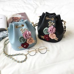 Shoulder Bags 2024 Mini Crossbody Handbags Cute Suede Bucket Bag Organiser Small Tassel PU Leather Womens Messenger Flower