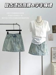 Skirts Fashion Vintage Diamonds Denim Mini Skirt Summer Women Blue Embroidery Slim High Waist A-line Daily Loose Casual Design