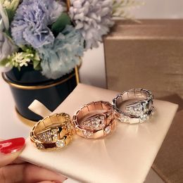 Designer Snake Diamond Ring Golden Classic Fashion Party Jewellery For Women High quality Rose Gold Wedding Luxurious snake Open size couple rings f57