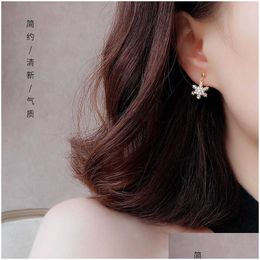Stud Needle Autumn And Winter Sweet Snowflake Ring Simple Creative Earrings Small Ear Jewelry Drop Delivery Dhbg9