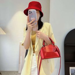 Shoulder Bags Top Quality Marc PU The Tote Bag Minimalist Handbag Shell Bag Women New Thetote Bags Luxury Crossbody Shoulder Bag Women Hobo Bag Lady Purses