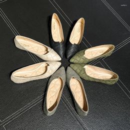 Casual Shoes Large Size Women's 2024 Autumn Pointed Korean Versatile Leather Fashion Shallow Flats