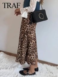 Skirts Summer Woman Fashion Vintage Casual Satin Leopard Print Long Skirt Women's Folds High Waist Lady Midi Streetwear