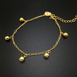 Trendy 24K Gold plattiert Fußkettchen für Frauen faszinierender Rhythmus kleiner Glockenfußschmuck barfuß Sandalen Kette 1801
