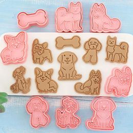 Baking Moulds 8Pcs Dog Cookie Cutter Plastic 3D Cartoon Stamp Molds Type Kid Birthday Party Biscuit Pastry Bakeware Accessories