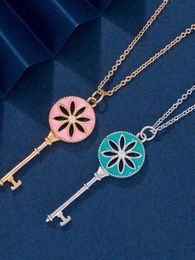 Designer's Brand Necklace Key Female Pure Silver Small Daisy Enamel Collar Chain 18k Rose Gold Pendant Light Luxury Sweater