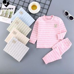 2022 ragazzi ragazzi set pama set cartone animato top-shirt a maniche lunghe con stampa a strisce con pantaloni neonati neonati abiti da sonno autunno L2405