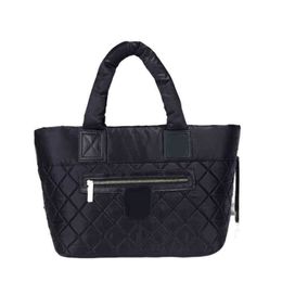 Luxury Tote Women Quilted Satchels Handbags Branded Soft Nylon Square Top Handel Laptop Bags lady For Work 220718 291D